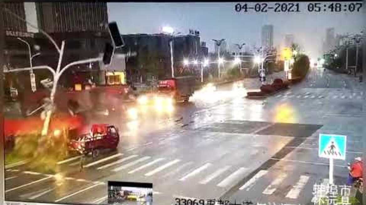 Γλίτωσε χωρίς να πάθει τίποτε!