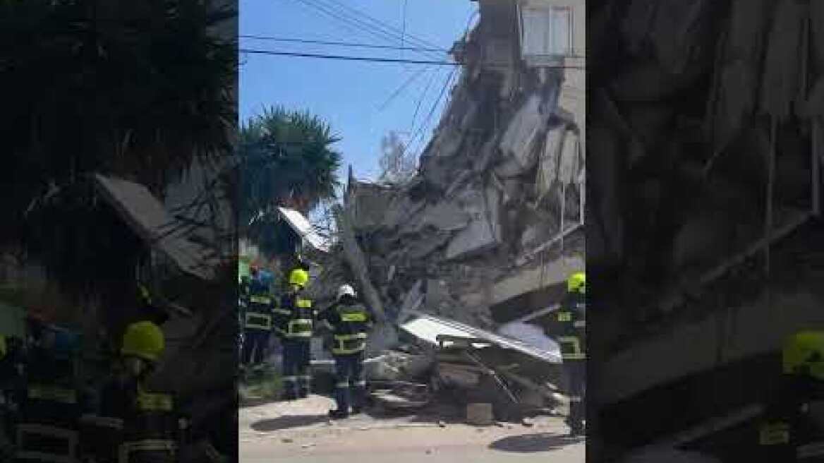 Κατέρρευσε διώροφη πολυκατοικία στην Κύπρο