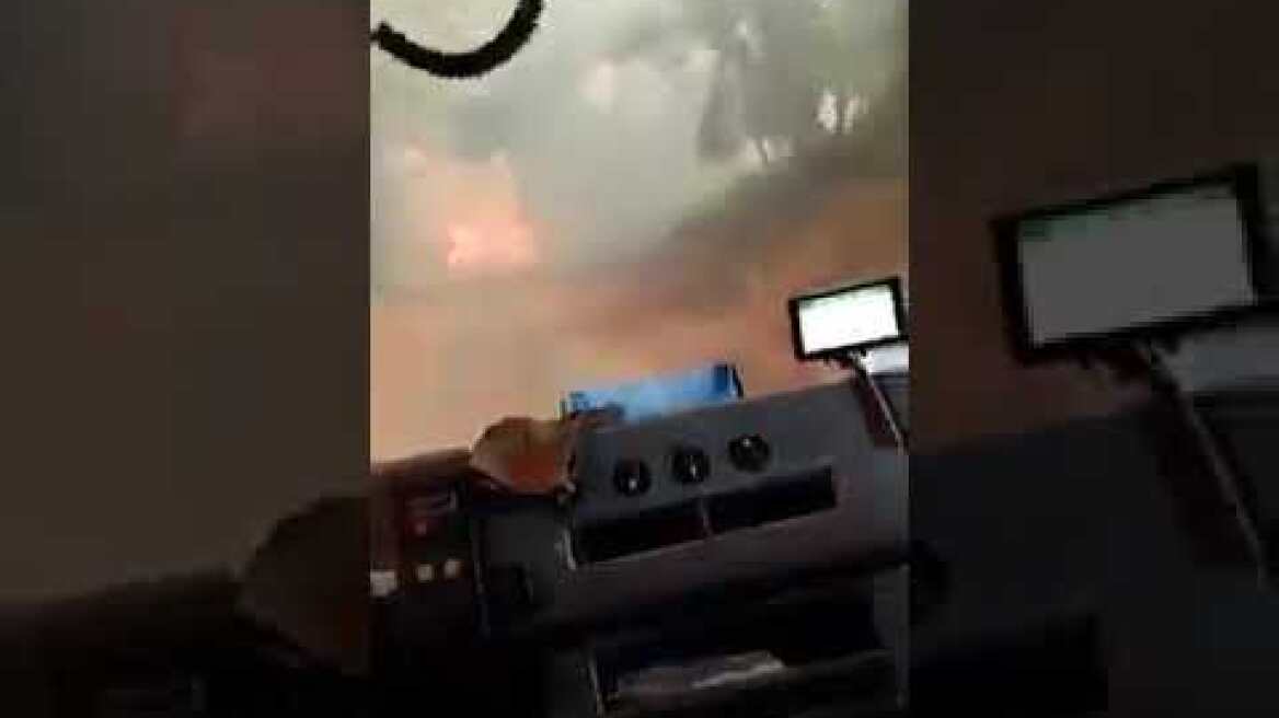 Πυροσβεστική στη Βαρυμπόμπη