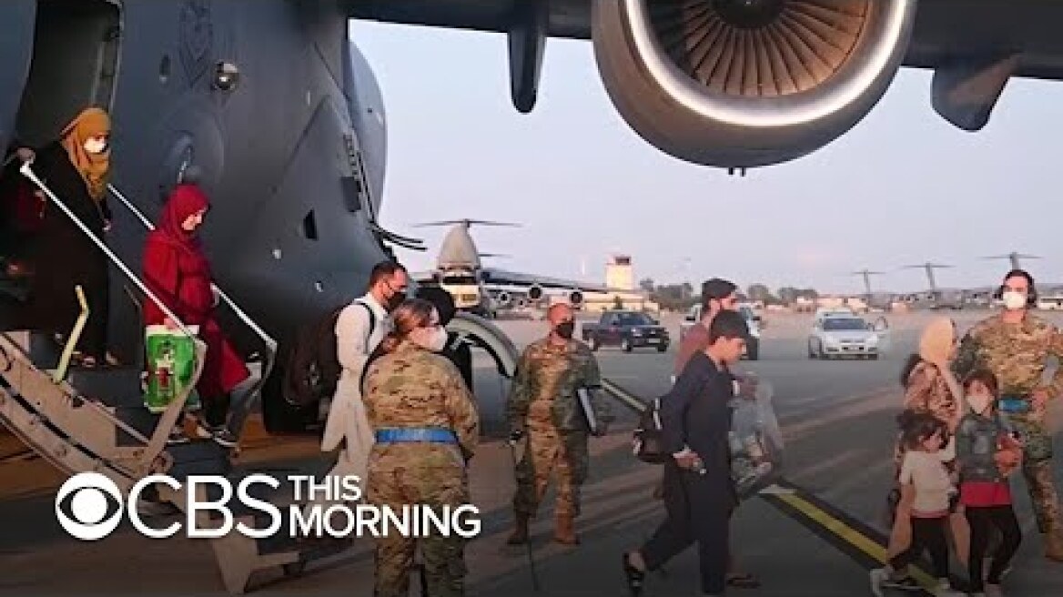 Evacuees from Afghanistan flown to Germany and Qatar