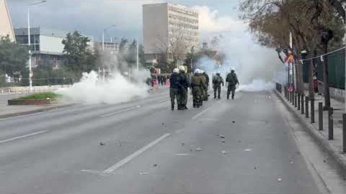 Σοβαρά επεισόδια στη Θεσσαλονίκη (13)