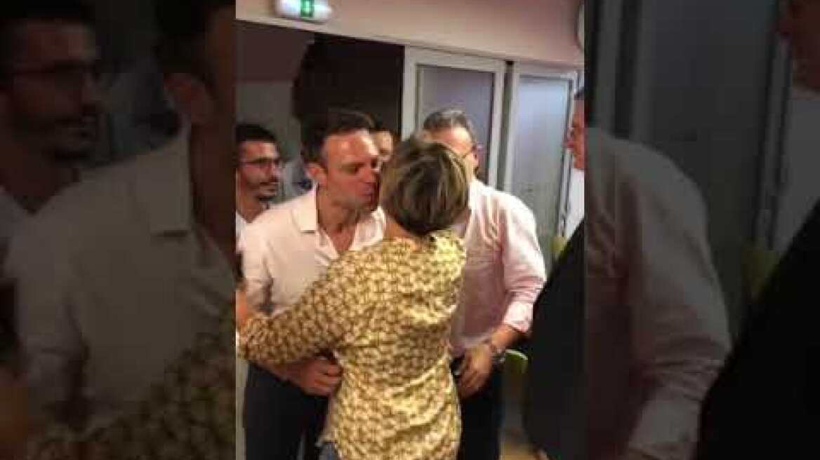 Το επιτελείο του Στέφανου Κασσελάκη τον συγχαίρει για την νίκη του