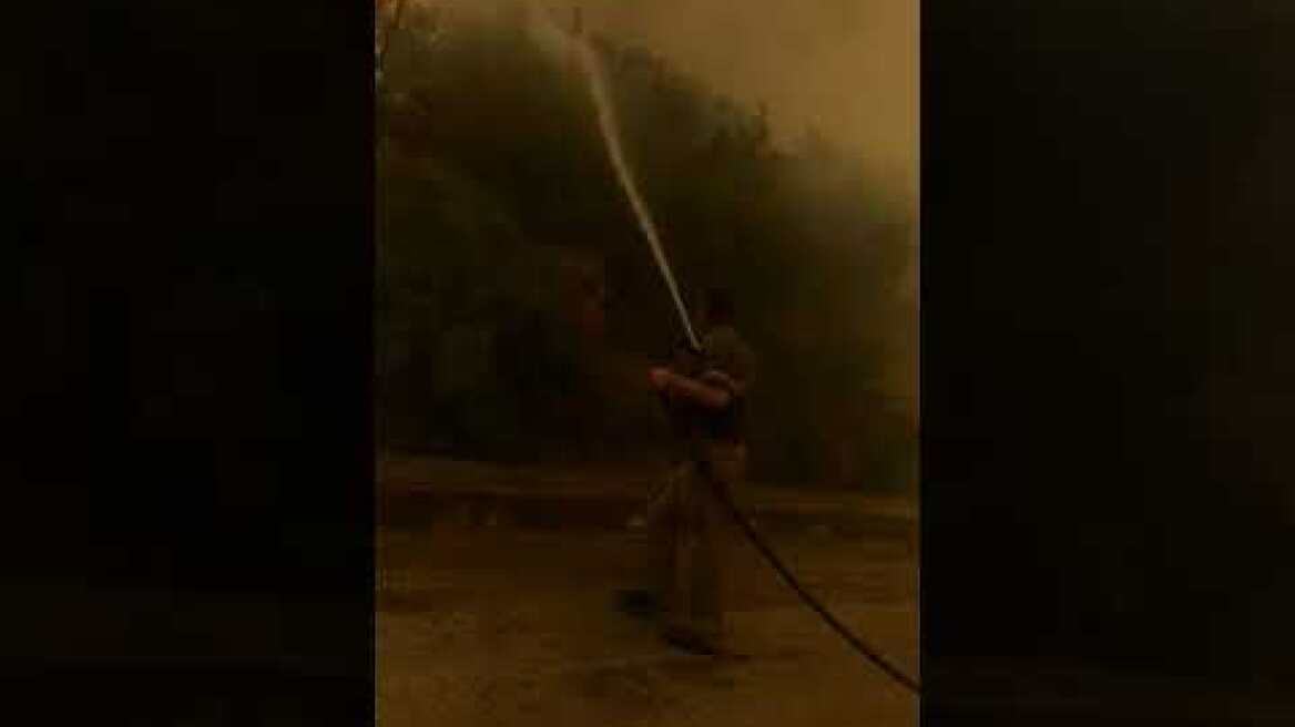 Κατάσβεση πυρκαγιάς στο στρατόπεδο "Καποτά"