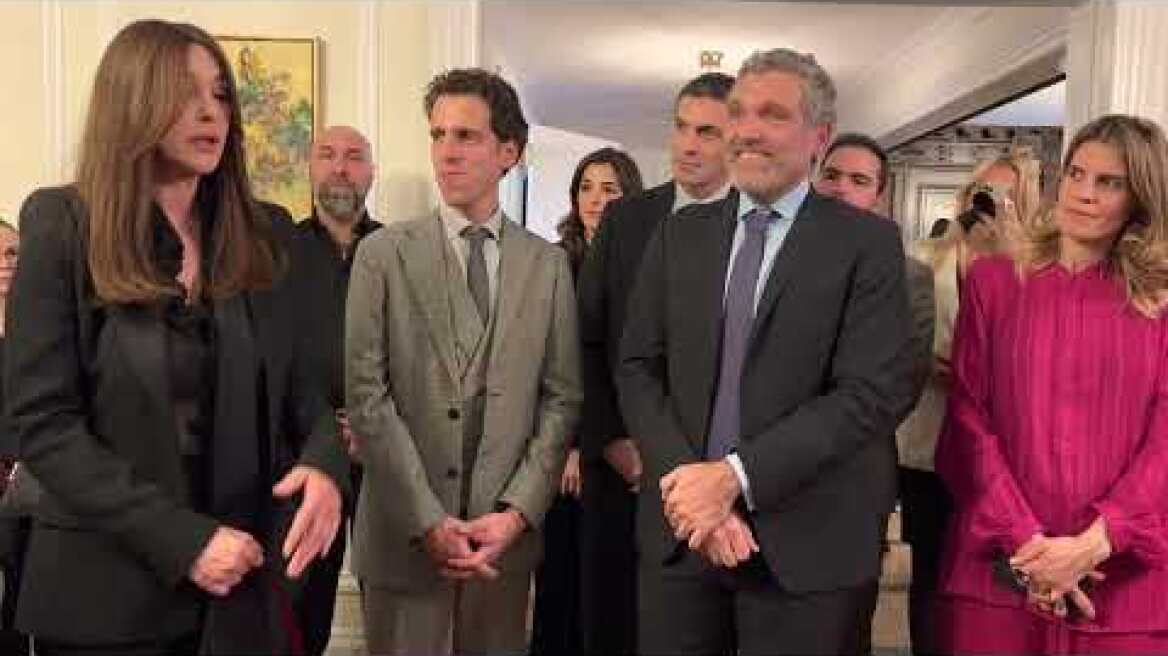 Η Μόνικα Μπελούτσι στο Γενικό Προξενείο της Ελλάδας στη Νέα Υόρκη