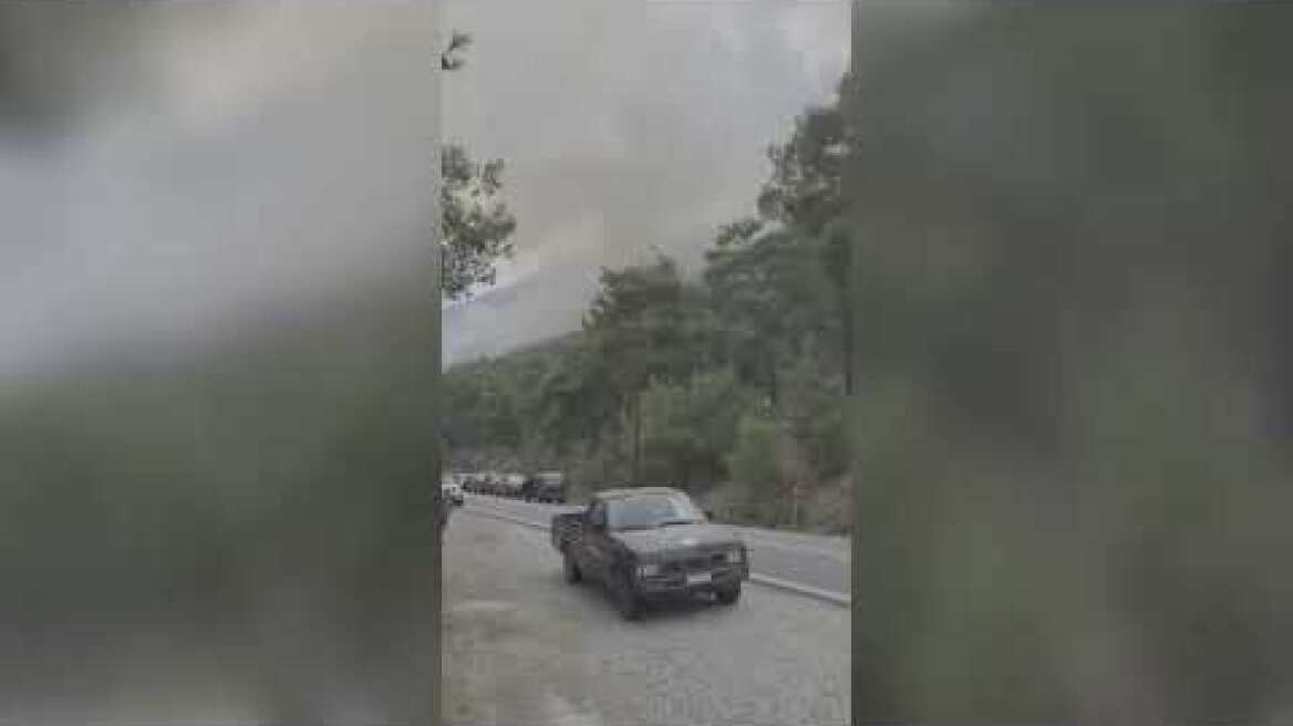 Φωτιά Μονόλιθος 2