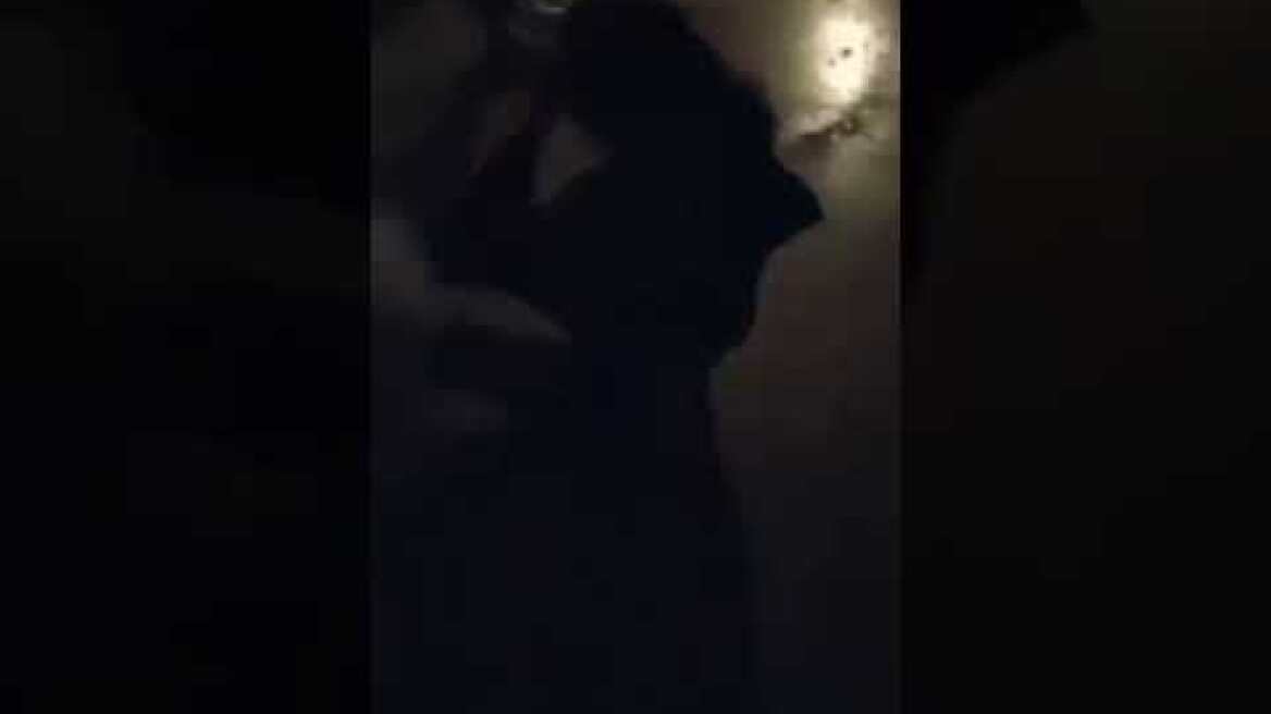 Βίντεο ντοκουμέντο από τον άγριο ξυλοδαρμό μαθήτριας στο σχολείο του Μάκη