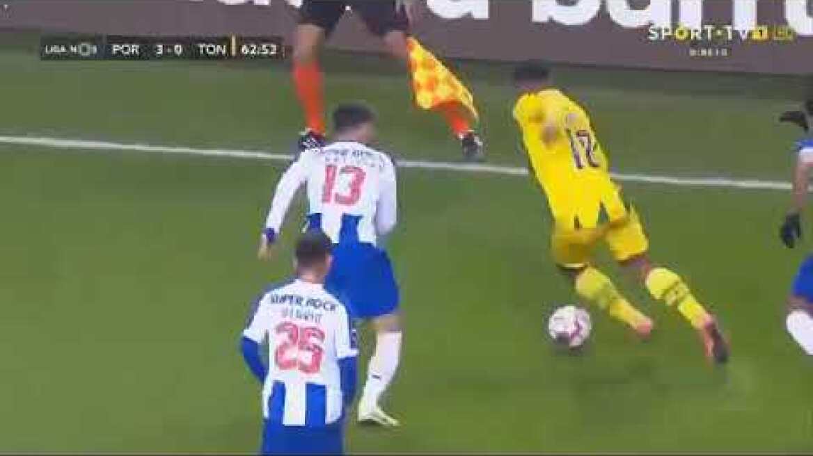 Fahd Moufi FM18 ● The Moroccan Lion 🇲🇦 ● CD Tondela ● Passes, Offensive & Defensive Skills ● HD