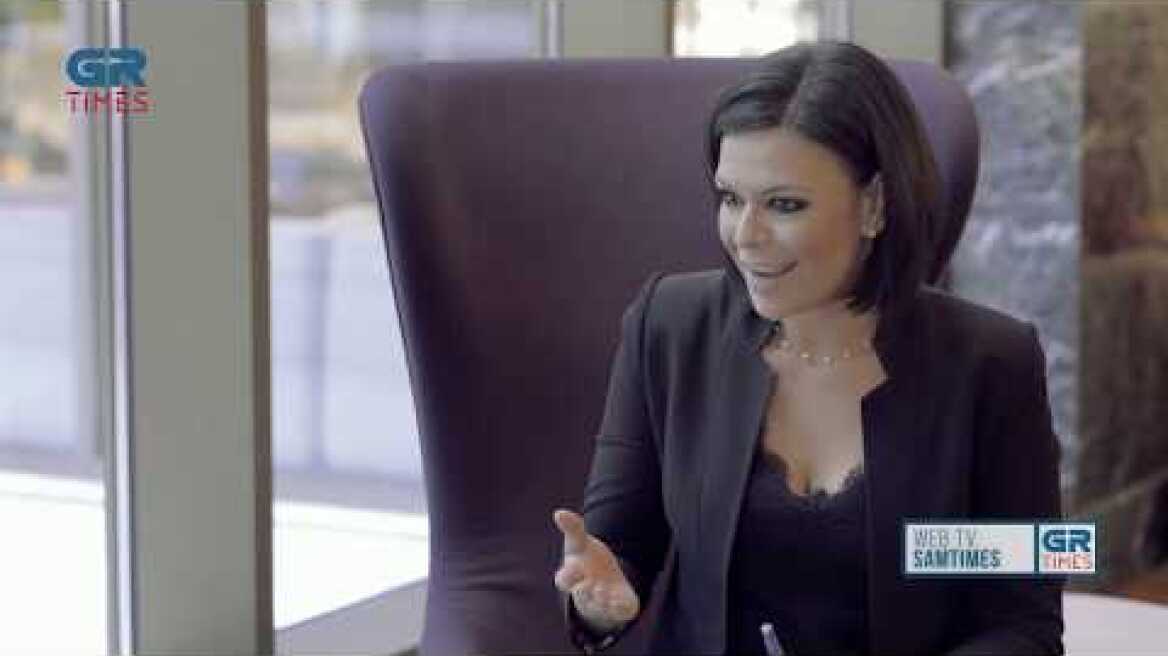 Ο πρ. υπουργός Εθνικής Άμυνας και πρόεδρος των ΑΝΕΛ, Πάνος Καμμένος μιλάει στη Μαρία Σαμολαδά