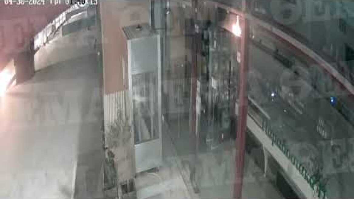 Πικέρμι: Τροχαίο επί της λεωφόρου Μαραθώνος (2)