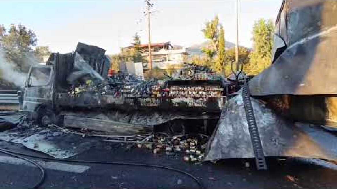 Φωτιά σε φορτηγό στα διόδια Αφιδνών