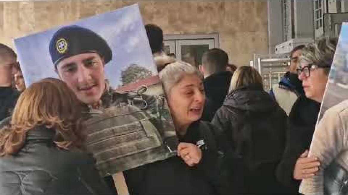 Θεσσαλονίκη: Στα δικαστήρια ο πατέρας και οι φίλοι του 19χρονου Γιάννη Καμπαϊλή (2)