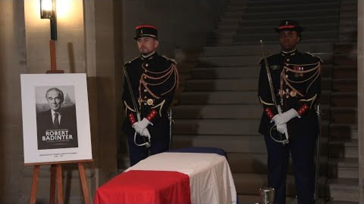 Badinter: veillée publique au conseil constitutionnel | AFP Images