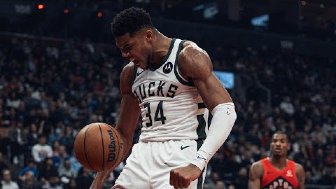 Highlights: Giannis Antetokounmpo Records 31 Point - 20 Rebounds Game vs. Raptors | 10.24.25