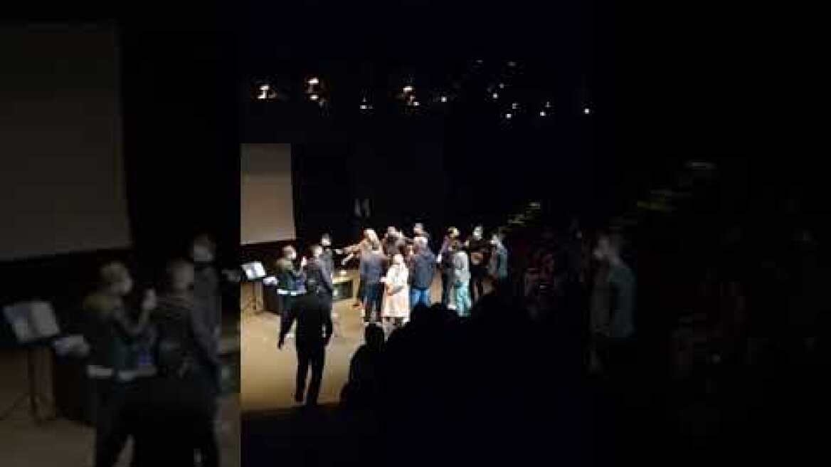 Χριστόφορος Ζαραλίκος: Το βίντεο από την εισβολή των "μπράβων"