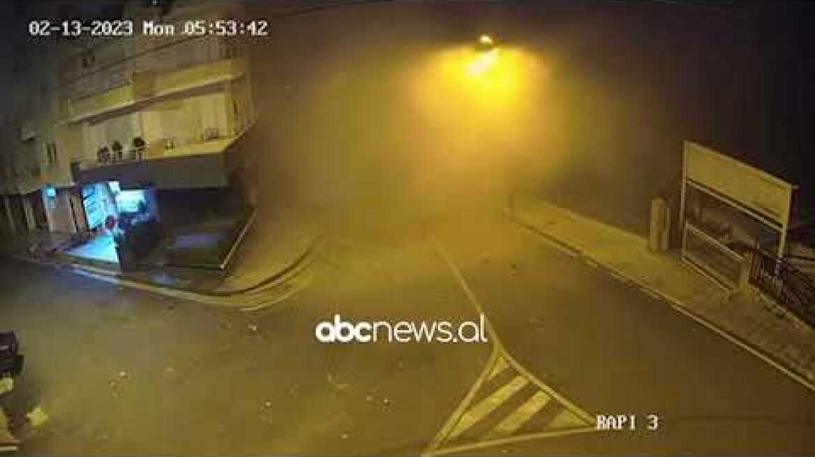 ABC siguron pamjet, momenti kur hidhet në erë hoteli në Sarandë | ABC News Albania