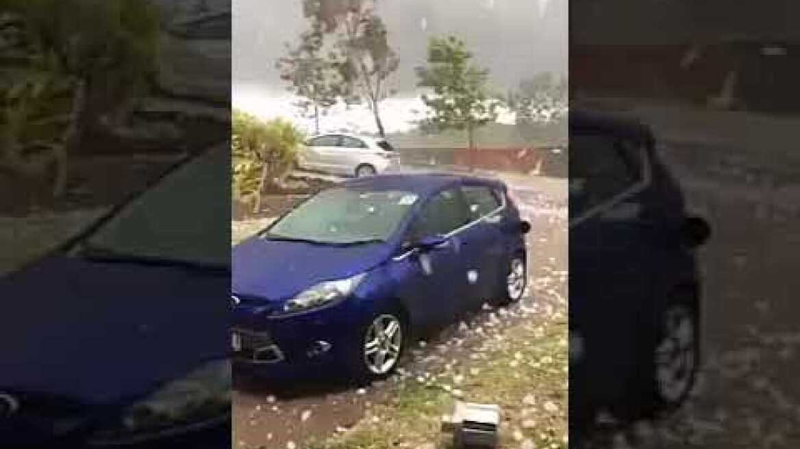 Australia  hailstorm Violent  left severe damage to Palmview