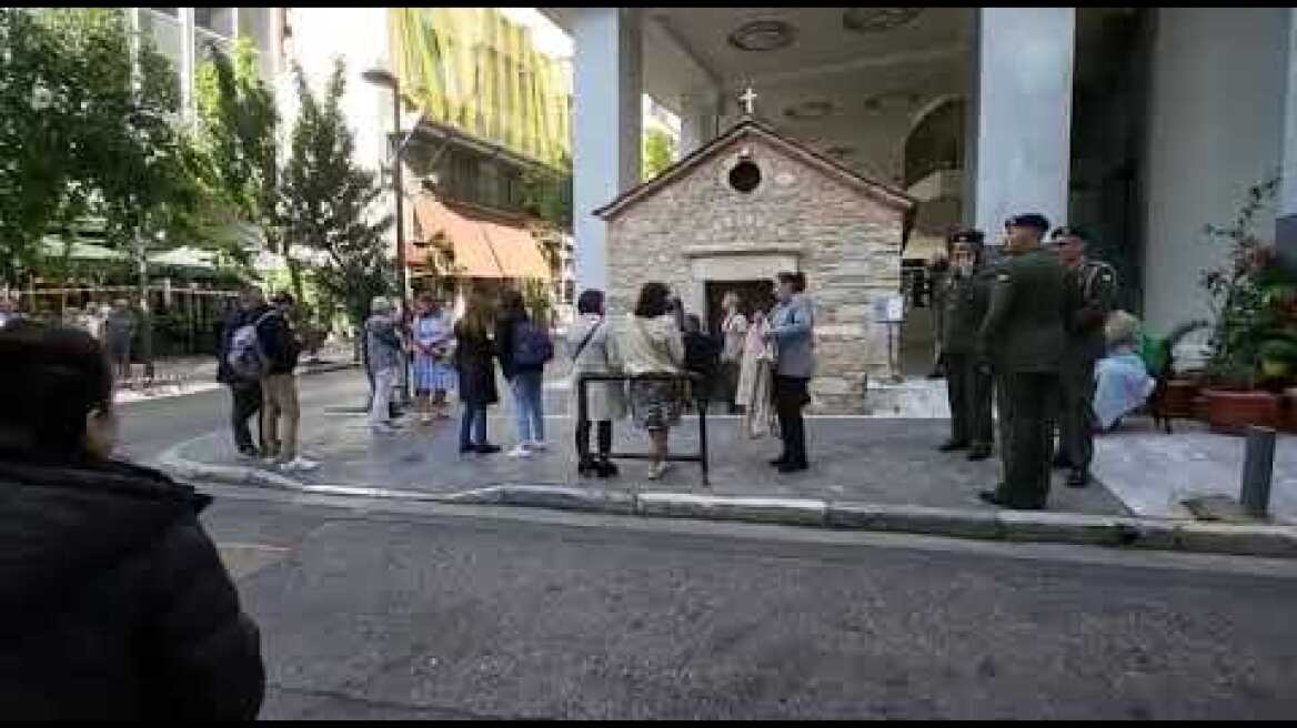 Η εικόνα Άξιον Εστι στην Αθήνα