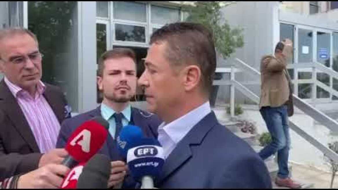 Ντιμπέιτ: Έφτασε στην ΕΡΤ ο Αντώνης Σρόιτερ