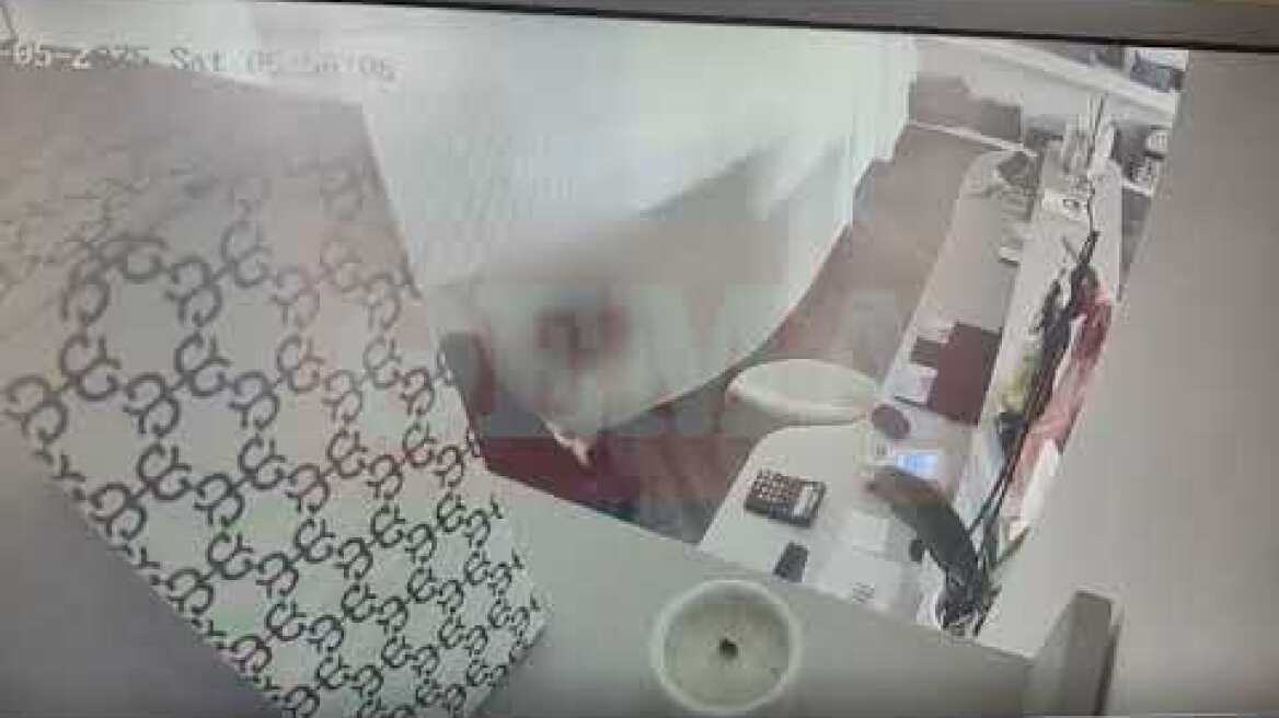 Συνελήφθη ο 54χρονος διαρρήκτης που «άδειαζε» καταστήματα και γραφεία στο Κολωνάκι (3)