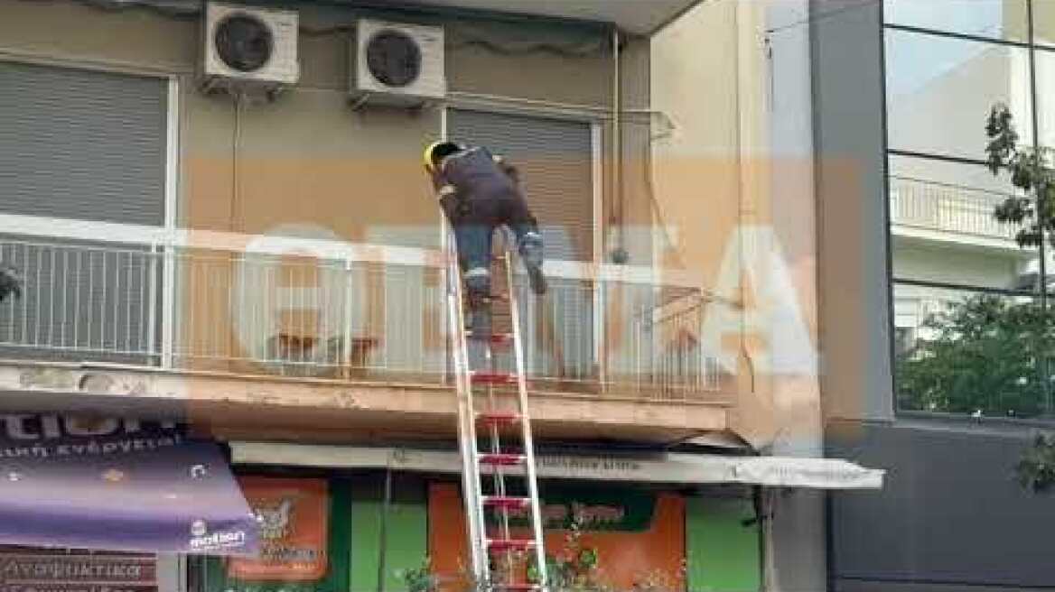 Η Πυροσβεστική στο σημείο όπου πέθανε ο 59χρονος στην Πάτρα (1)