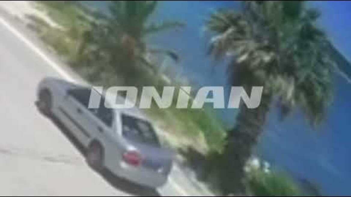 Ζάκυνθος - Βίντεο σοκ από την πτώση "γουρούνας" στη θάλασσα