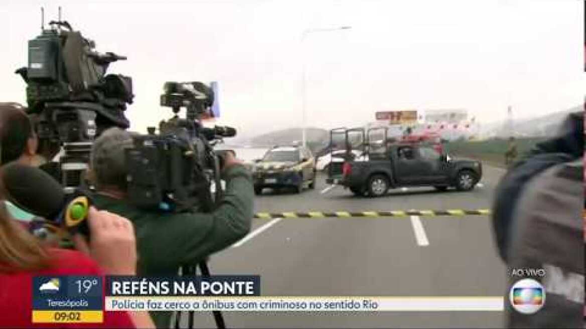 Momento em que Atirador de Elite Atira no Sequestrador do Ônibus no Rio de Janeiro!