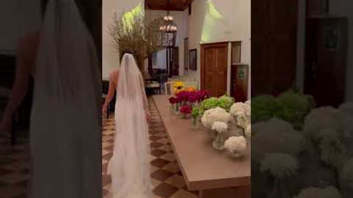 Η Τόνια Σωτηροπούλου στον γάμο της με τον Κωστή Μαραβέγια