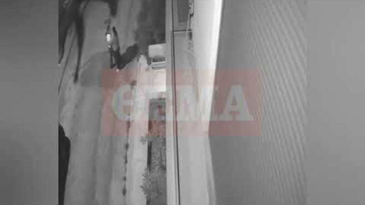 Ληστεία σε διαμέρισμα στη Βάρη