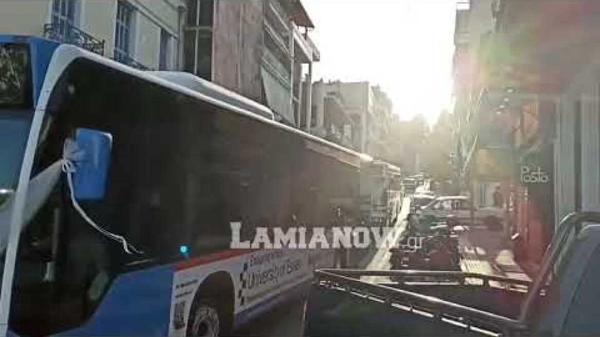 Λαμία : Ο γαμπρός πήγε με το αστικό λεωφορείο στην εκκλησία...