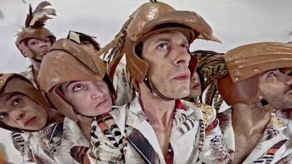 ΟΡΝΙΘΕΣ | ΣΚΗΝΟΘΕΣΙΑ ΑΡΗΣ ΜΠΙΝΙΑΡΗΣ