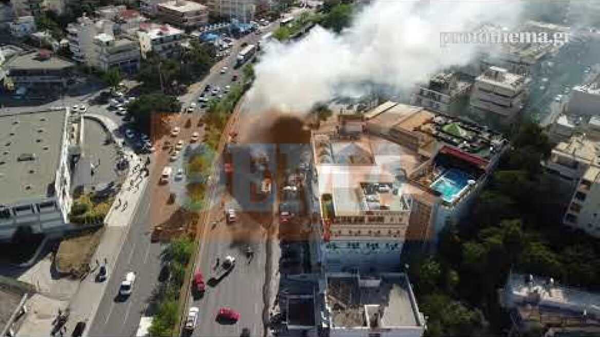 Φωτιά σε πούλμαν στη λεωφόρο Αθηνών - Βίντεο από drone