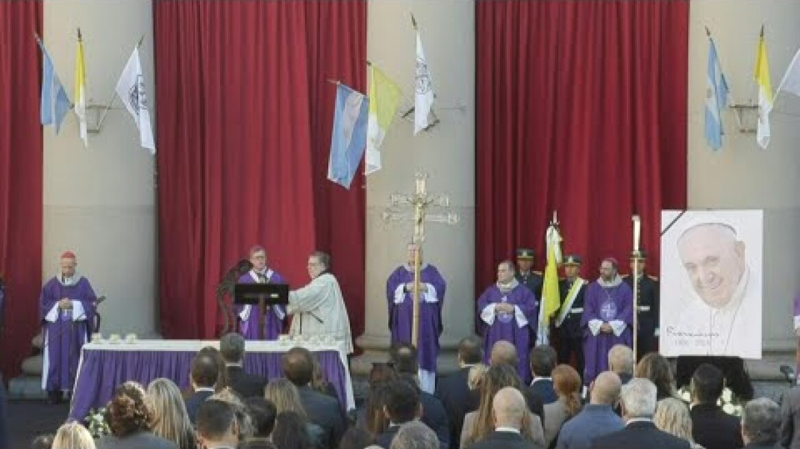 Mass in honor of Pope Francis at Buenos Aires Cathedral on funeral day | AFP