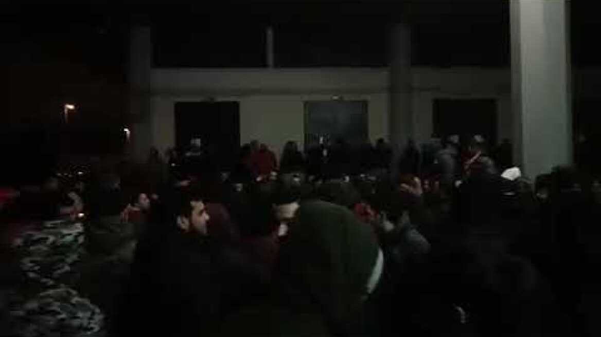 Η υποδοχή του Ολυμπιακού στο ΣΕΦ (2)