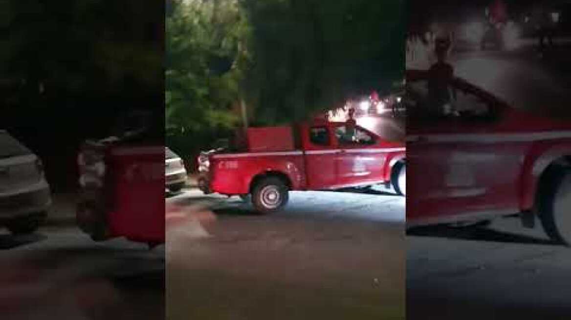 Φωτιά από κεραυνό στο Φαληράκι- Μεγάλη κινητοποίηση της πυροσβεστικής