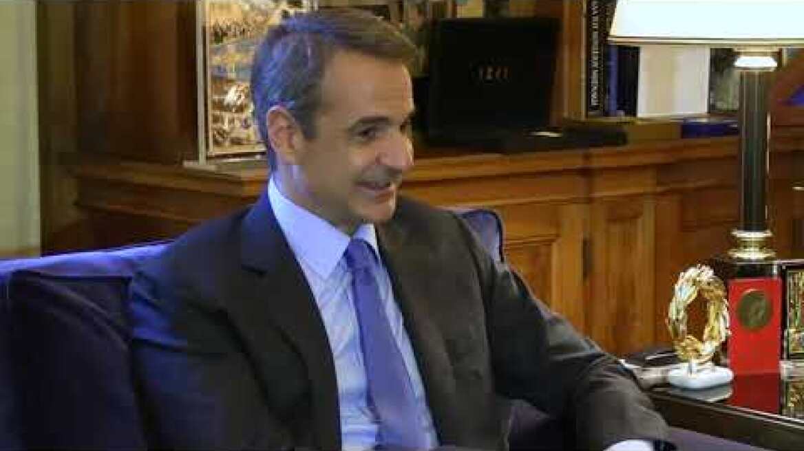 Διάλογος του Πρωθυπουργού Κυριάκου Μητσοτάκη με την Πρόεδρο της Δημοκρατίας Κατερίνα Σακελλαροπούλου