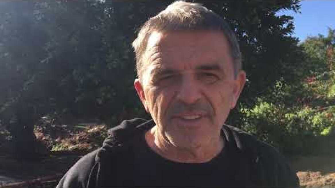 Kάτοικος μιλάει για την καταστροφή του σπιτιού του