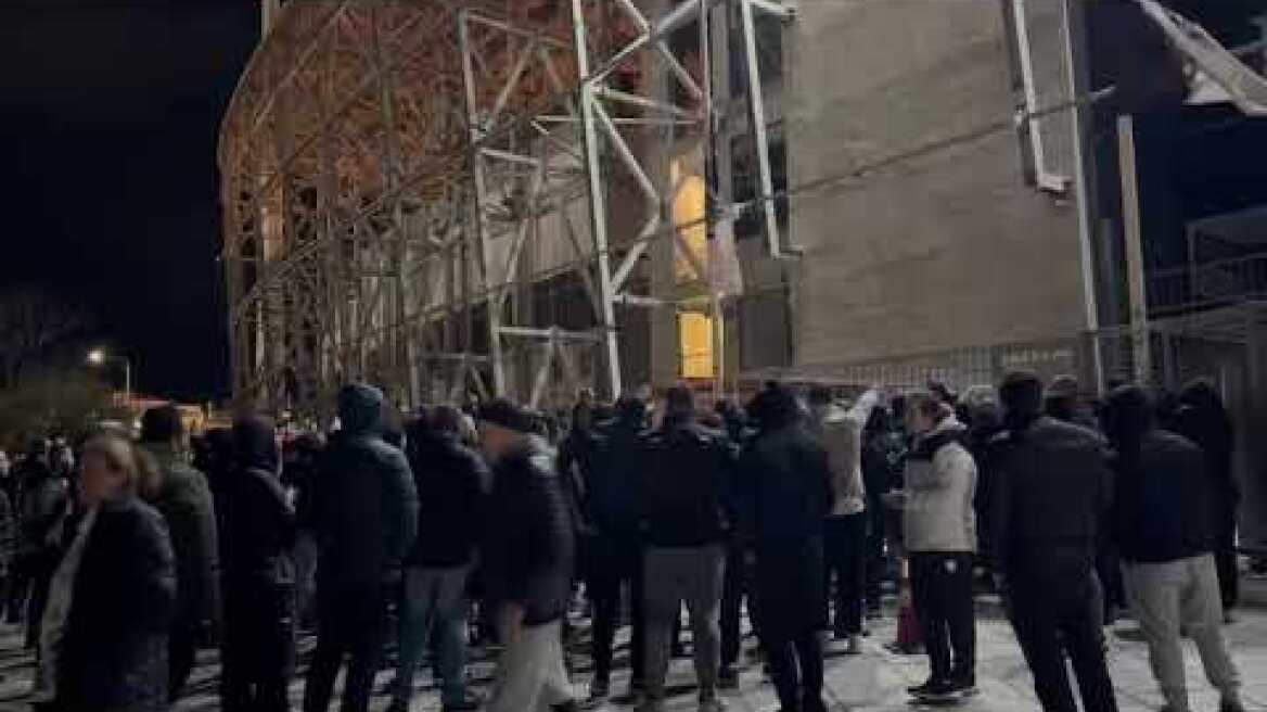 Ρουμανία Δυστύχημα: Η Τούμπα θρηνεί τα αδικοχαμένα παιδιά (2)