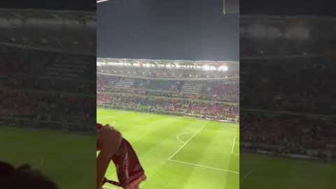 Ύμνος Ολυμπιακού (4)