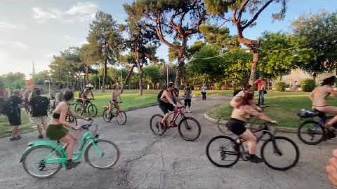 Thestival.gr 17η Διεθνής Γυμνή Ποδηλατοδρομία