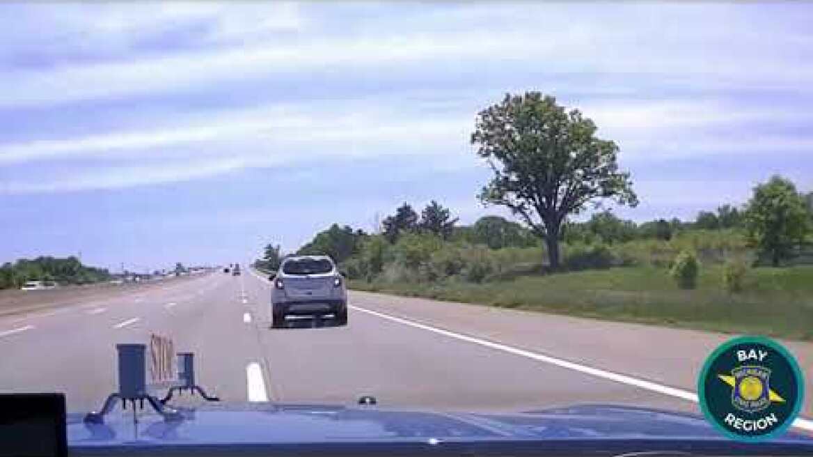 10-year-old boy drives mother's stolen SUV on I-75 in Saginaw County