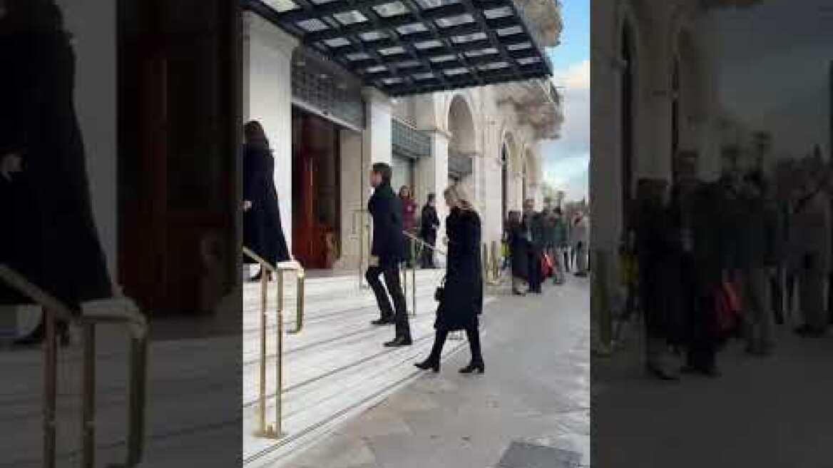 Οικογένεια Ντε Γκρες για γεύμα μετά το αντίο στην Πριγκίπισσα Ειρήνη (2)