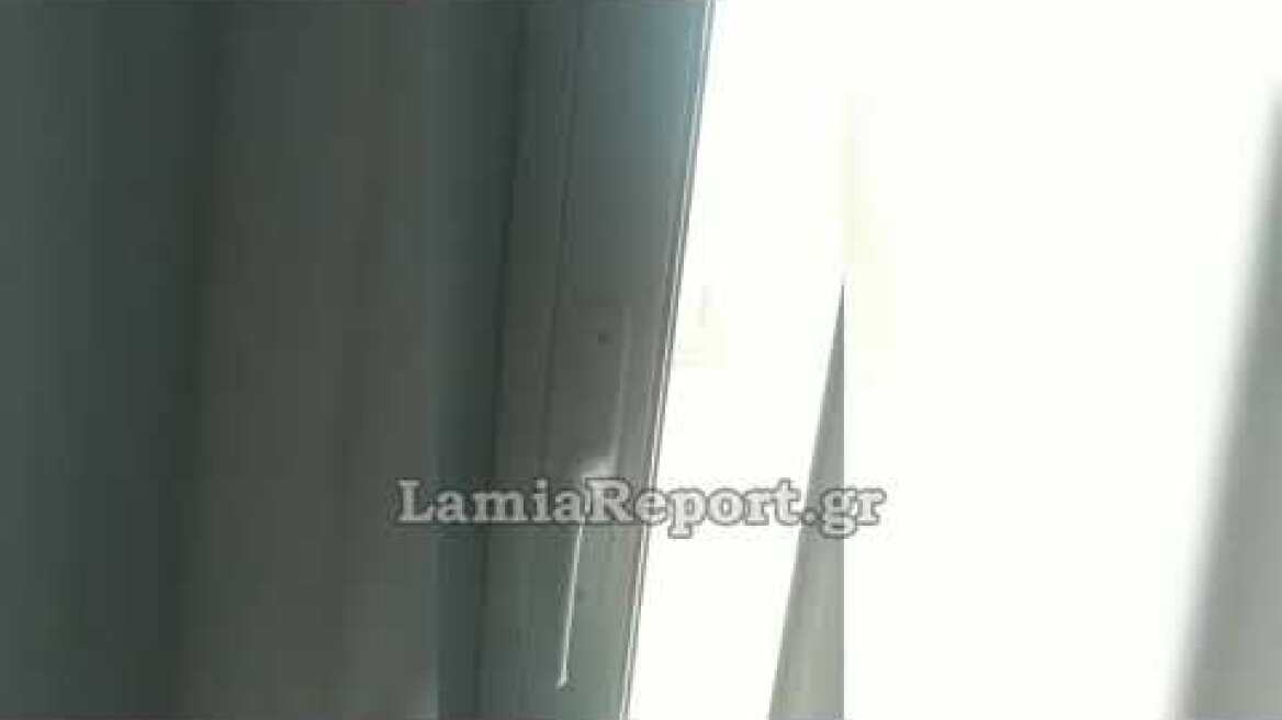 LamiaReport.gr: Μέσα στο γεμάτο καπνό σχολείο