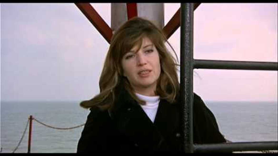 "Se io dovessi partire per non tornare mai più, porterei via anche te."