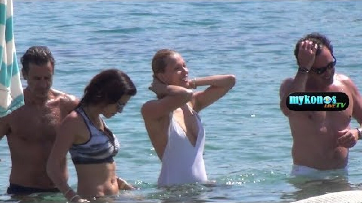 ΒΙΚΥ ΚΑΓΙΑ ΜΕ ΕΜΦΑΝΙΣΗ ΓΙΑ ΚΑΛΛΙΣΤΕΙΑ ΣΤΗΝ ΜΥΚΟΝΟ