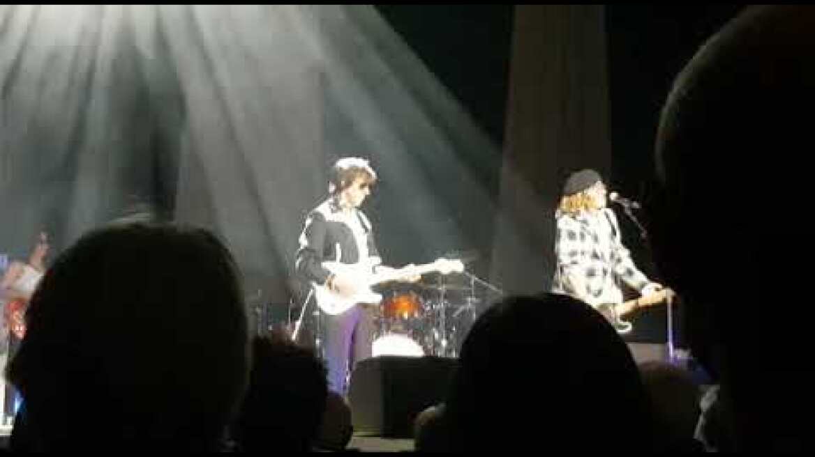 Jeff Beck and Johnny Depp - Isolation - Live Sheffield 2022