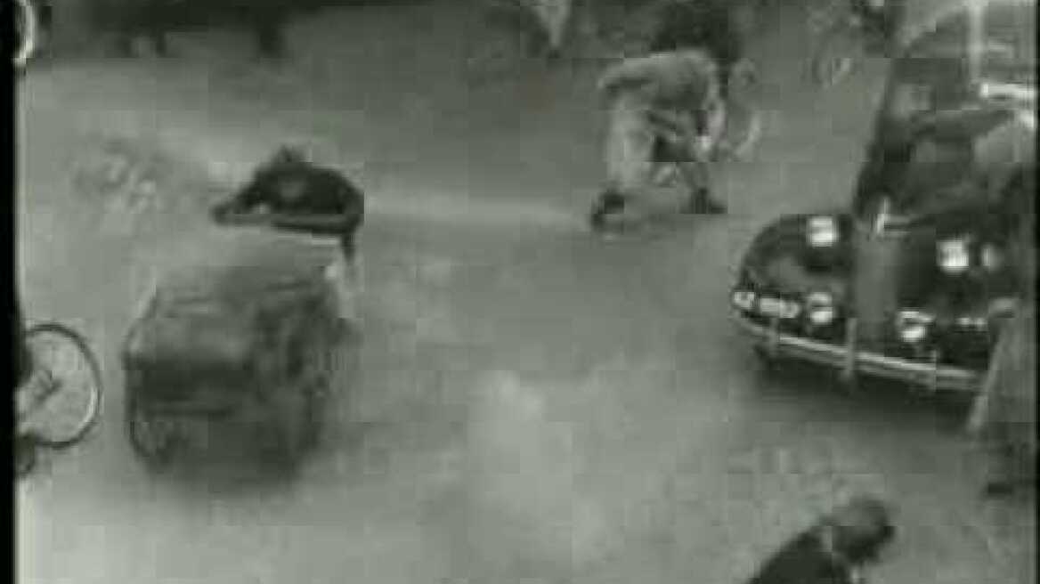 Foreign Correspondent - Trailer (1940) Dir. Alfred Hitchcock