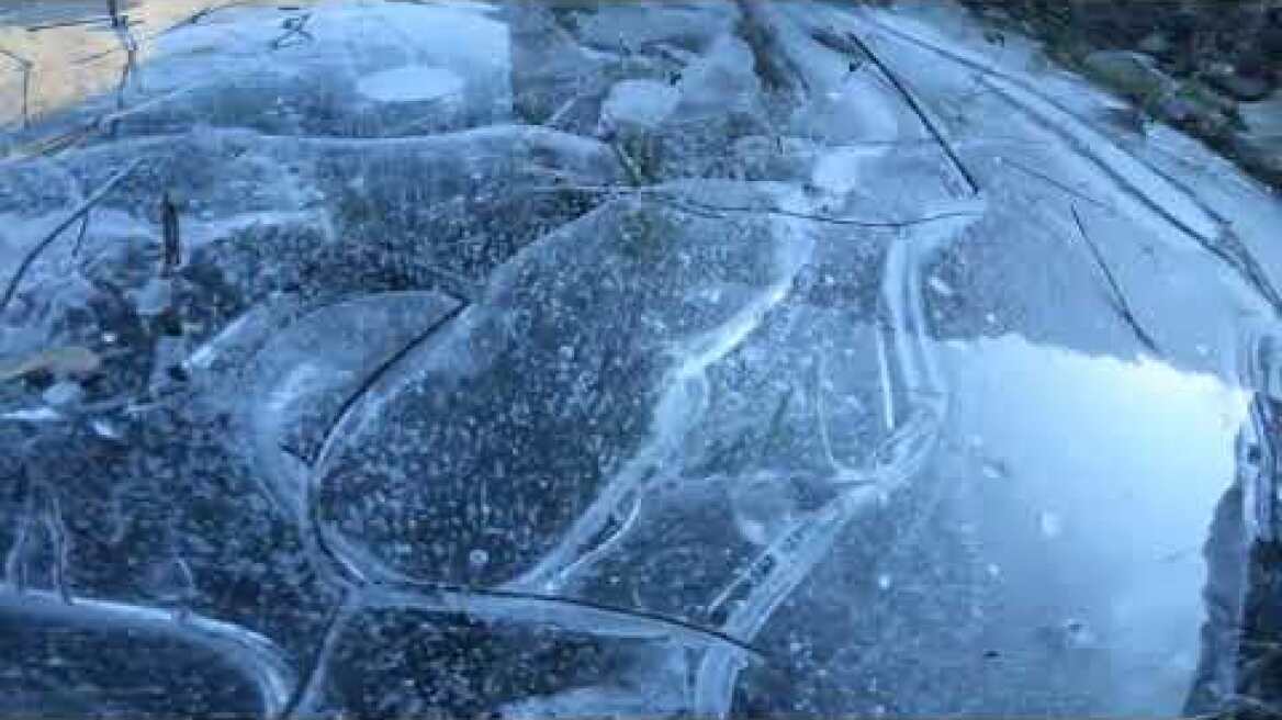 Λάρισα: «Έργα τέχνης» στον πάγο