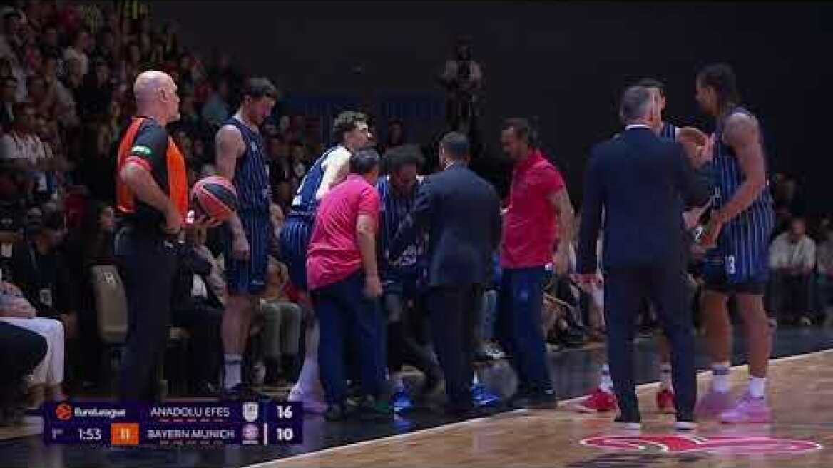 Ο τραυματισμός του ΣΕΪΝ ΛΑΡΚΙΝ στη βουβωνική χώρα στο πρώτο δεκάλεπτο του Εφές - Μπάγερν