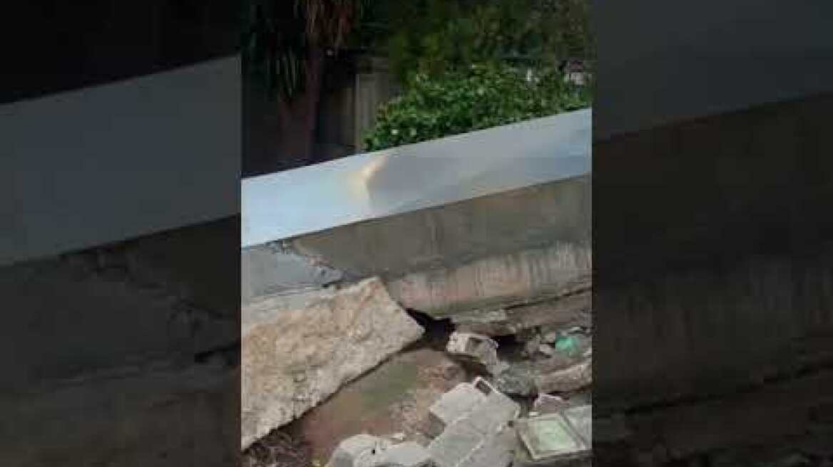 Πλημμυρισμένοι δρόμοι στον Άλιμο (2)