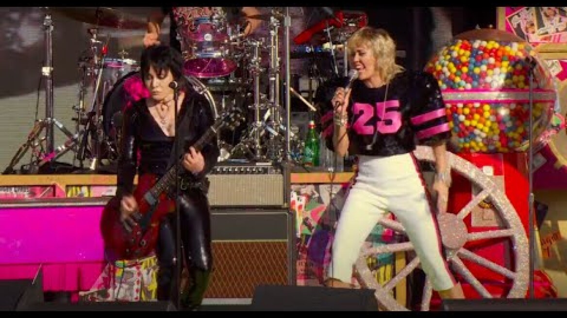 Miley Cyrus and Joan Jett - Super Bowl Pre-Show Performance